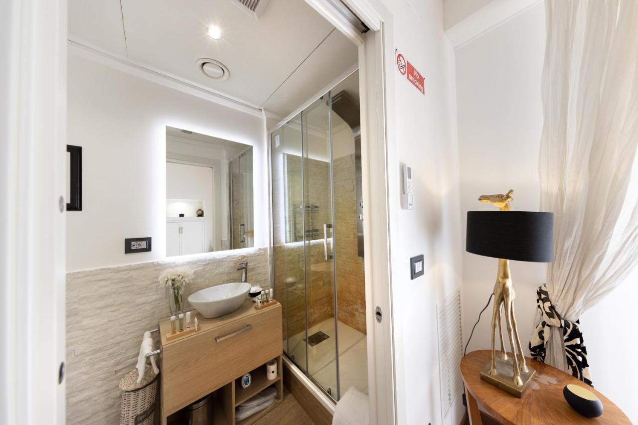 Barcaccia Luxury Suites Roma Exterior foto