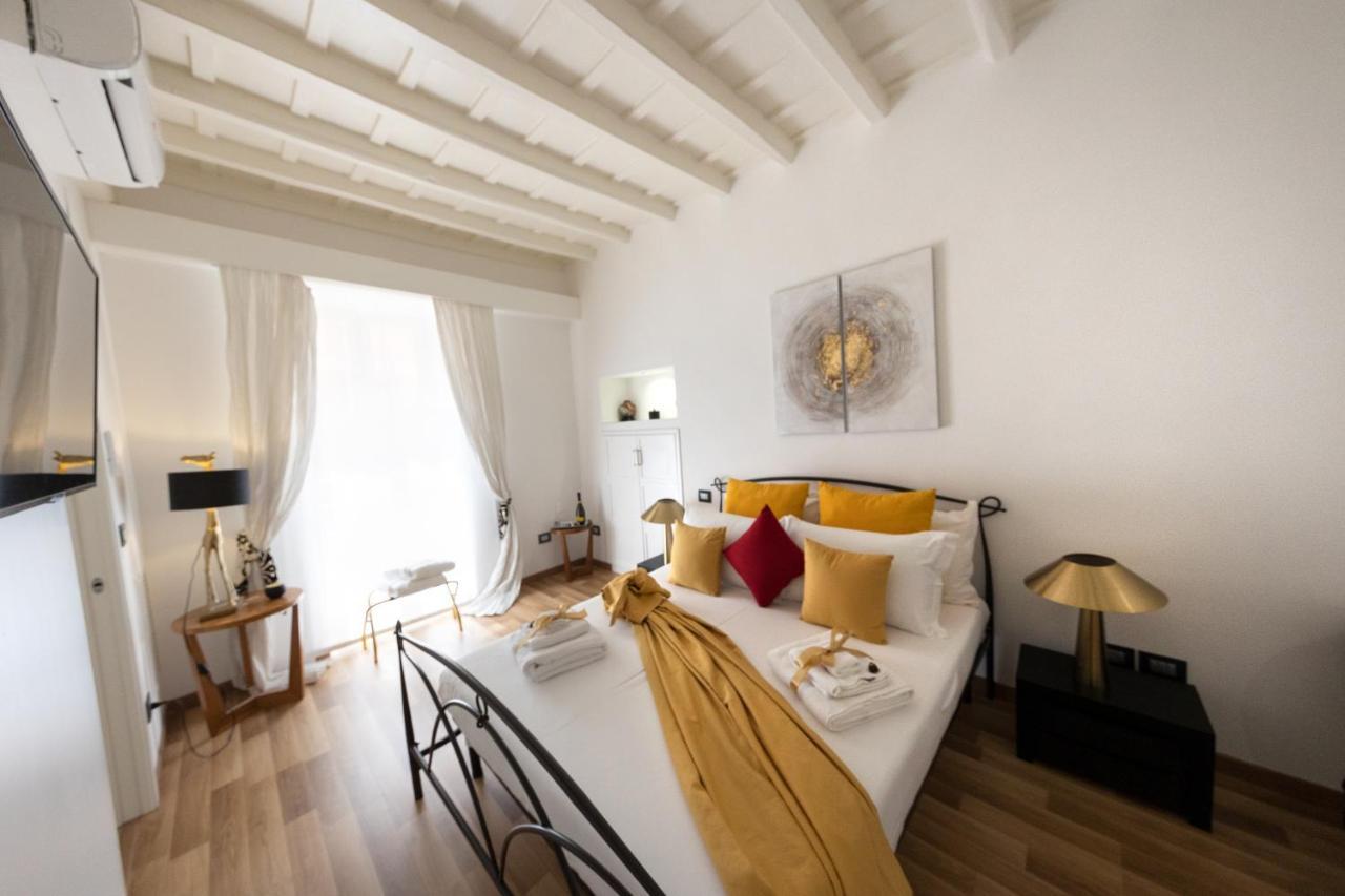 Barcaccia Luxury Suites Roma Exterior foto