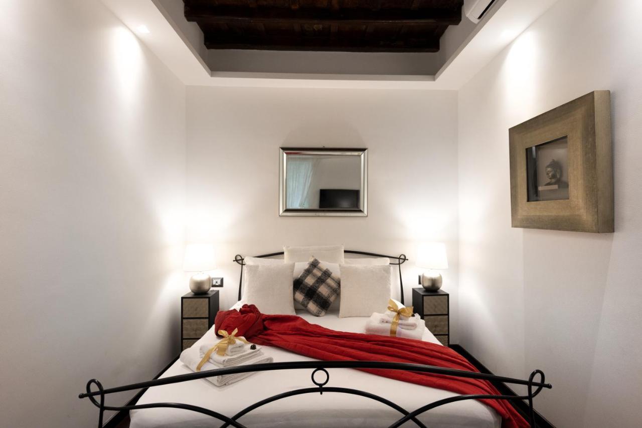 Barcaccia Luxury Suites Roma Exterior foto