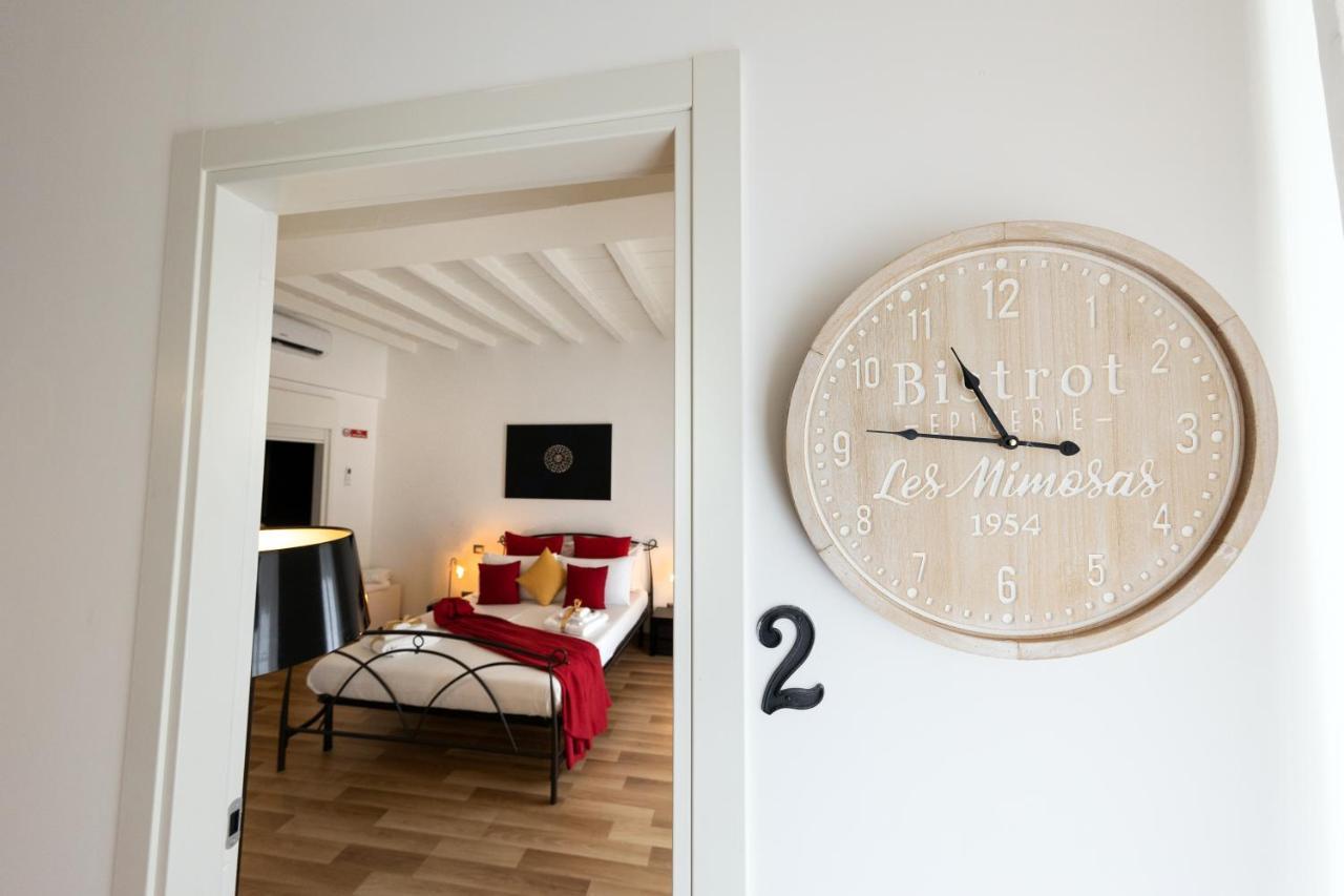 Barcaccia Luxury Suites Roma Exterior foto